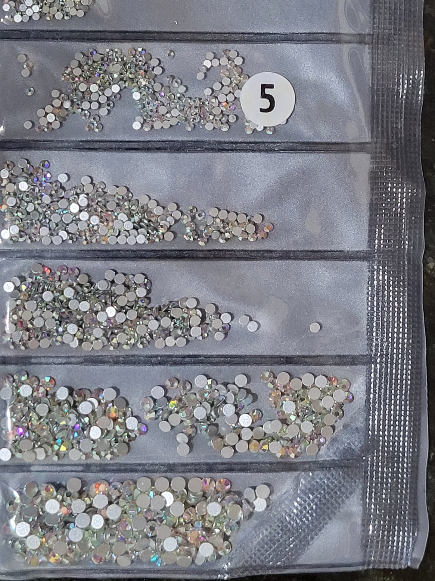 Partition-size 1440pcs Nail Art Rhinestones Crystals Strass For Nails Decoration 1440 Pcs SS4 SS6 SS8 SS10 SS12 SS16 by jargod