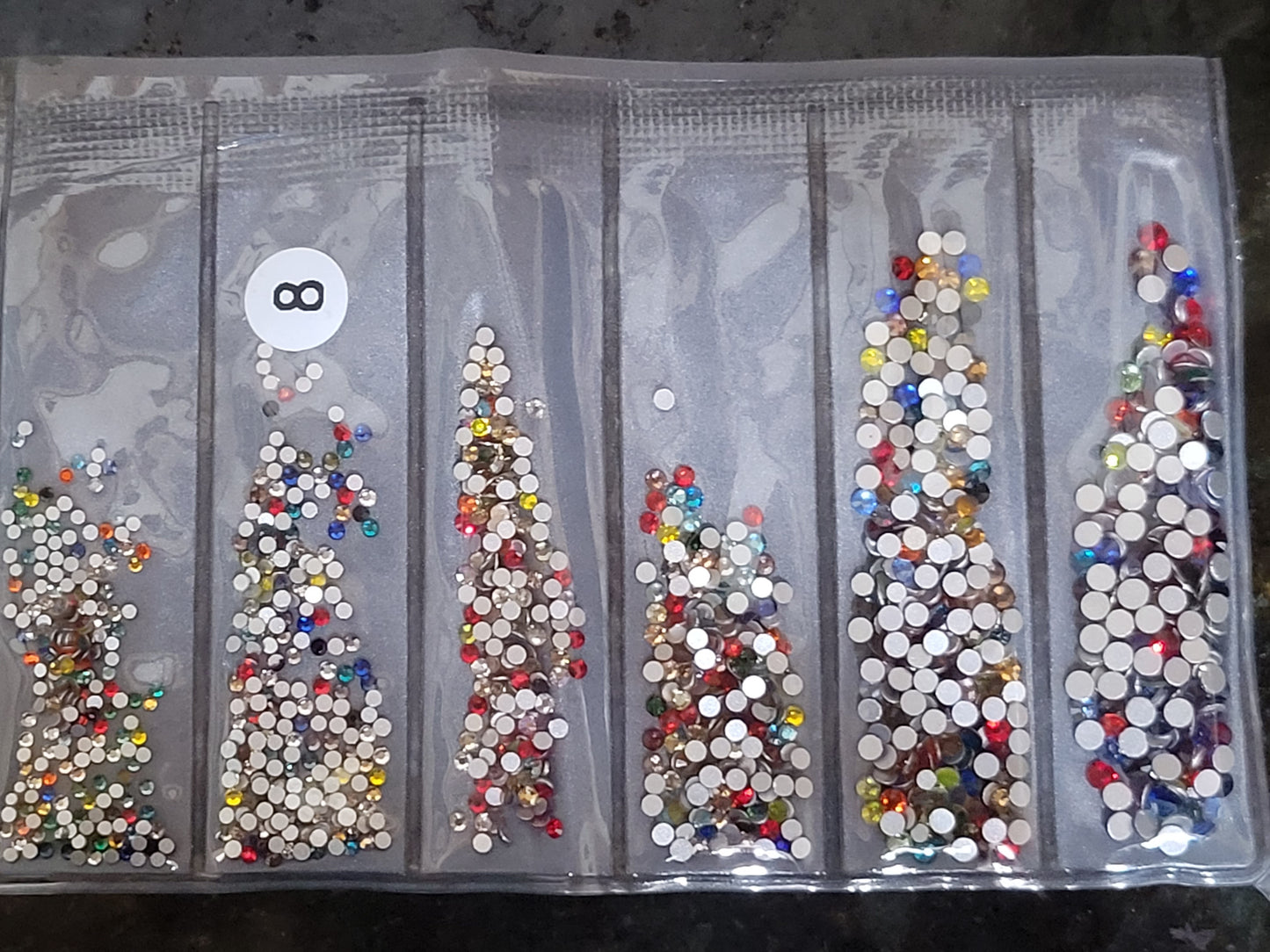 Partition-size 1440pcs Nail Art Rhinestones Crystals Strass For Nails Decoration 1440 Pcs SS4 SS6 SS8 SS10 SS12 SS16 by jargod